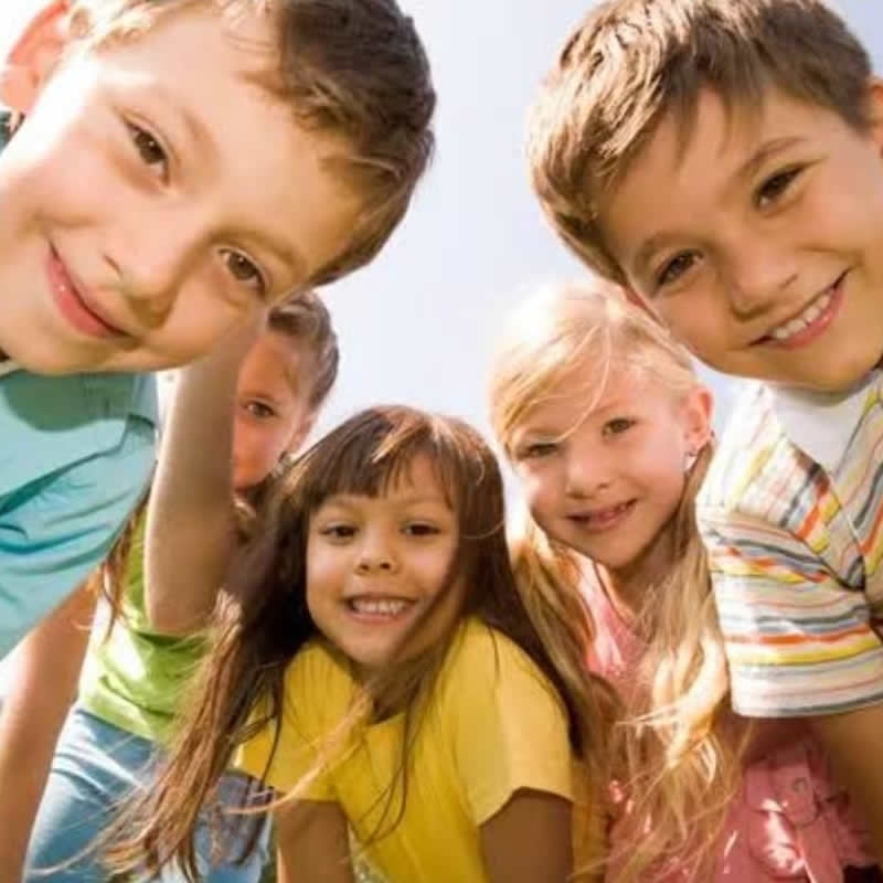 Tendências de Moda Infanto-Juvenil para 2025: O Que Esperar do Guarda-Roupa dos Pequenos | Blog Braskids